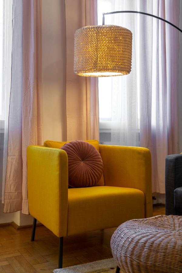 Central Gozsdu Apartment In The Party Street Budapest Kültér fotó